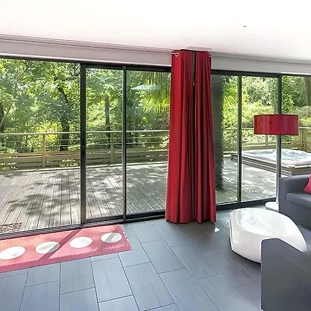 Ξενοδοχείο L'oasis 3*